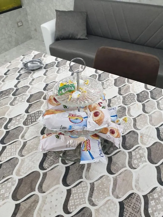 Appartement Lovely Napolitan Basso With Bbq Next To Garibaldi Station Naples